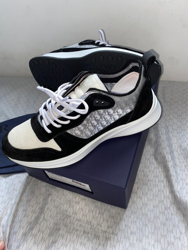 dior b25 runner sneaker